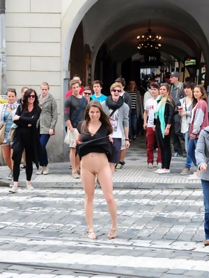 Alaina Dawson wishes you were there