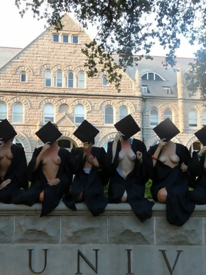 College hotties gone wild!